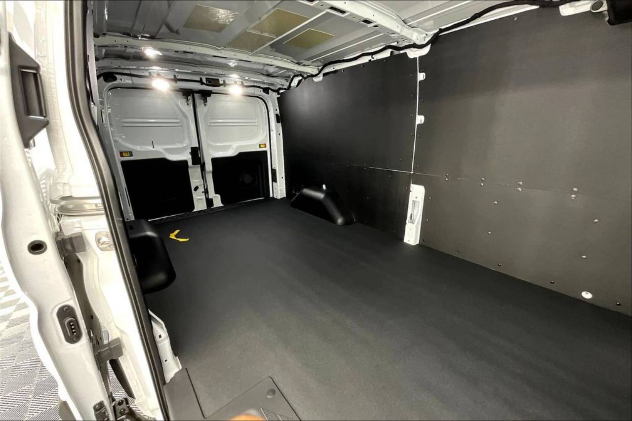 2025 Ford Transit Van Base - Photo 10