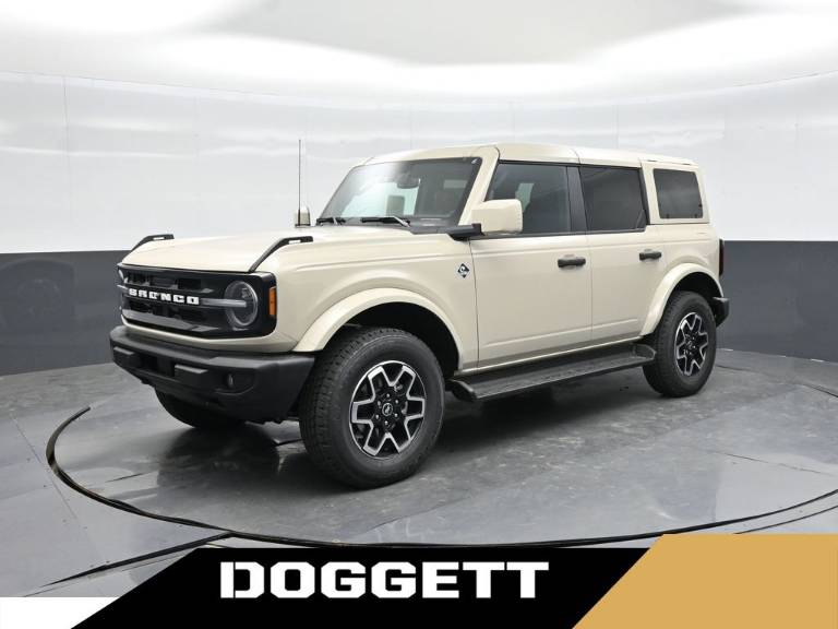 2026 Ford Bronco Outer Banks