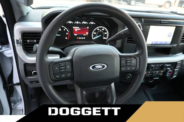 2026 Ford Super Duty F-550 DRW XL