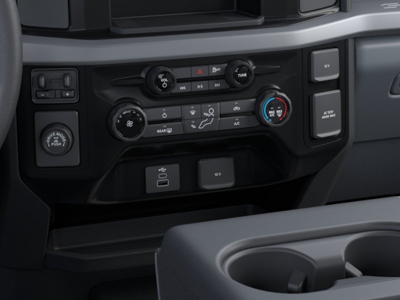 2026 Ford F-250 Super Duty XLT - Photo 12