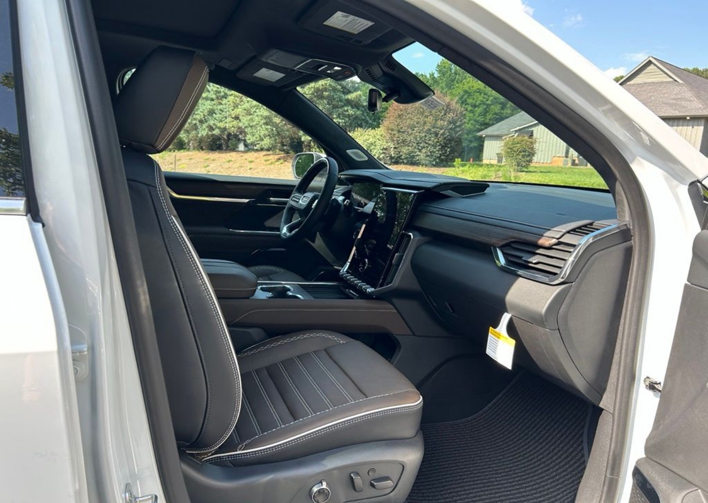 2026 GMC Acadia Denali Ultimate - Photo 104