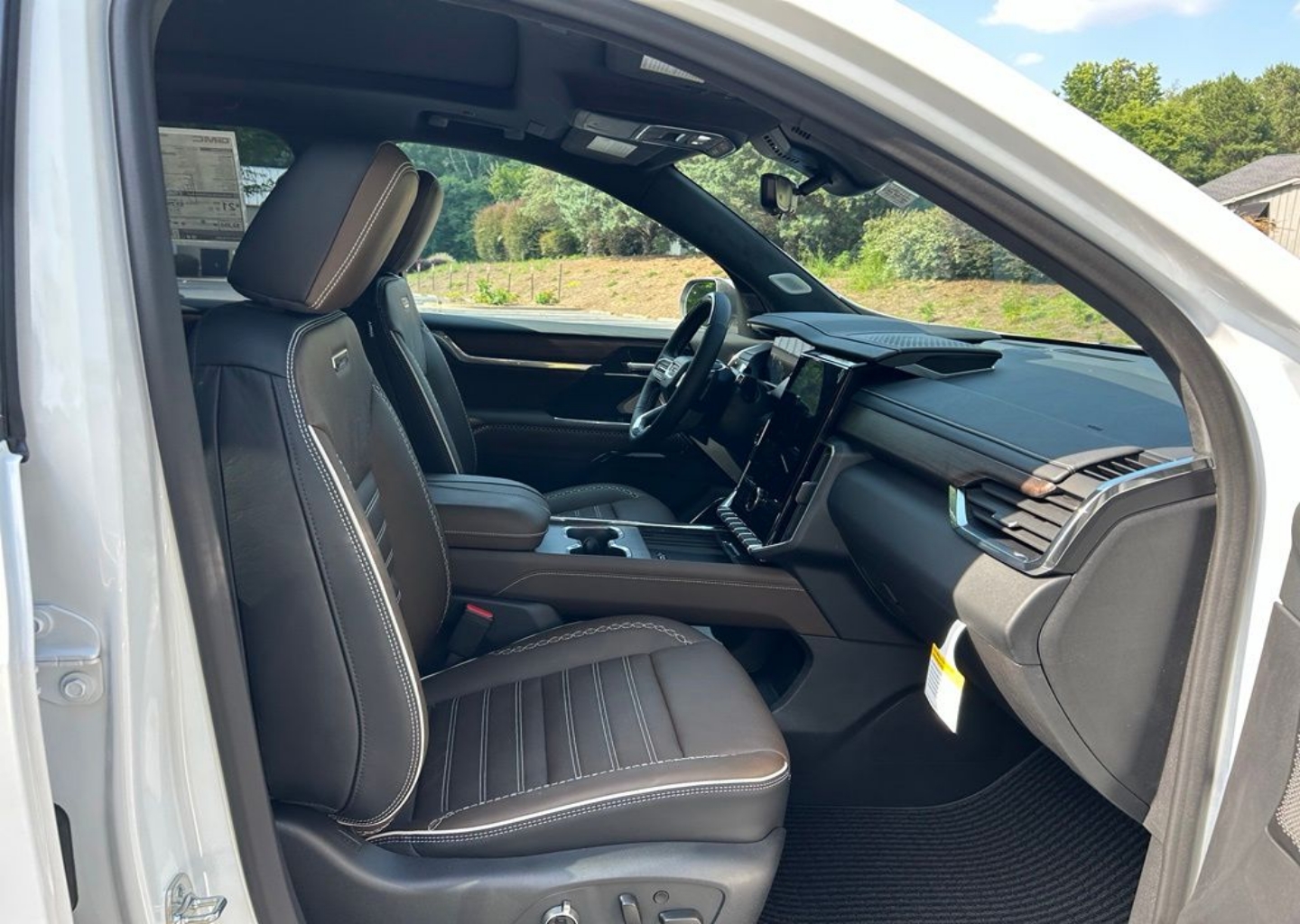 2026 GMC Acadia Denali Ultimate - Photo 118