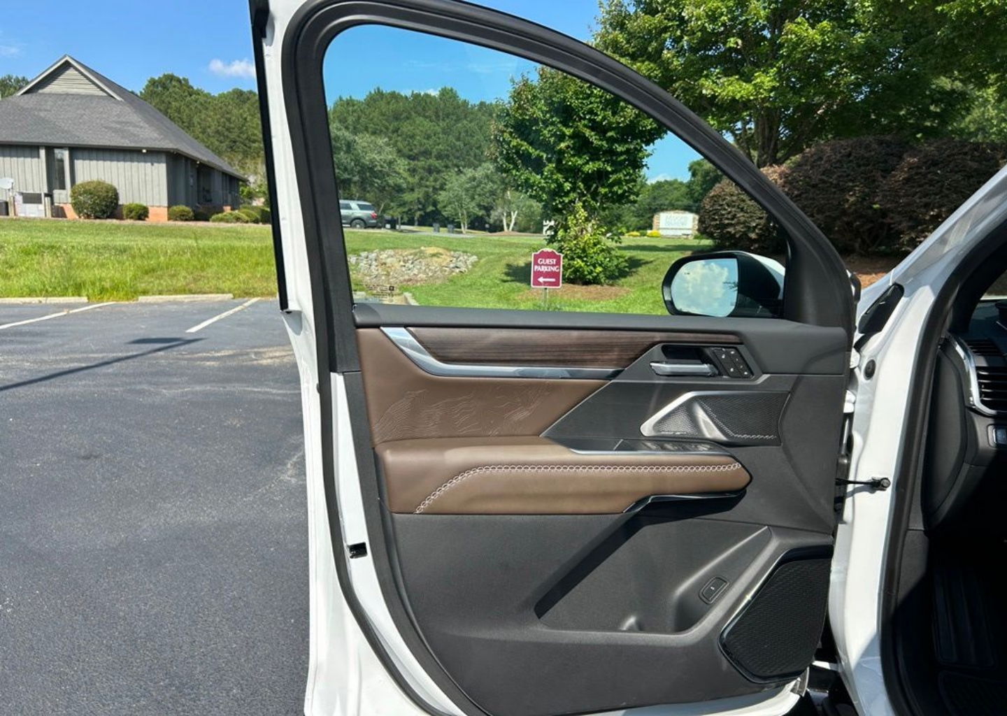 2026 GMC Acadia Denali Ultimate - Photo 126
