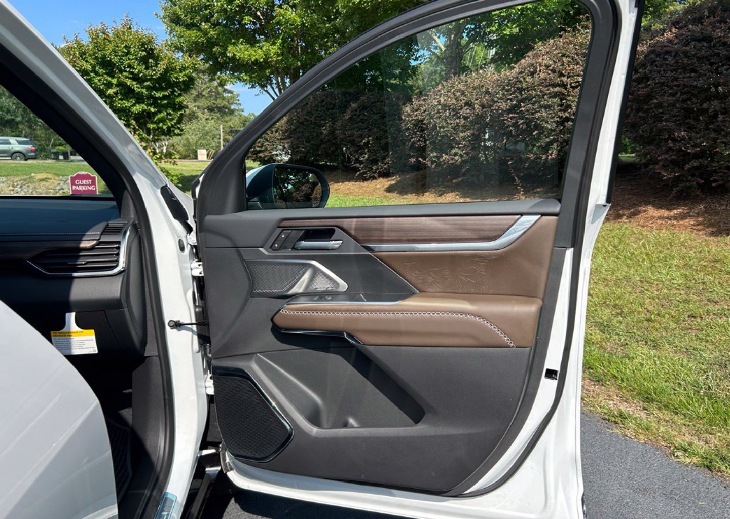 2026 GMC Acadia Denali Ultimate - Photo 129