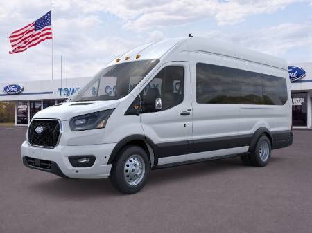 2026 Ford Transit Passenger Wagon XLT