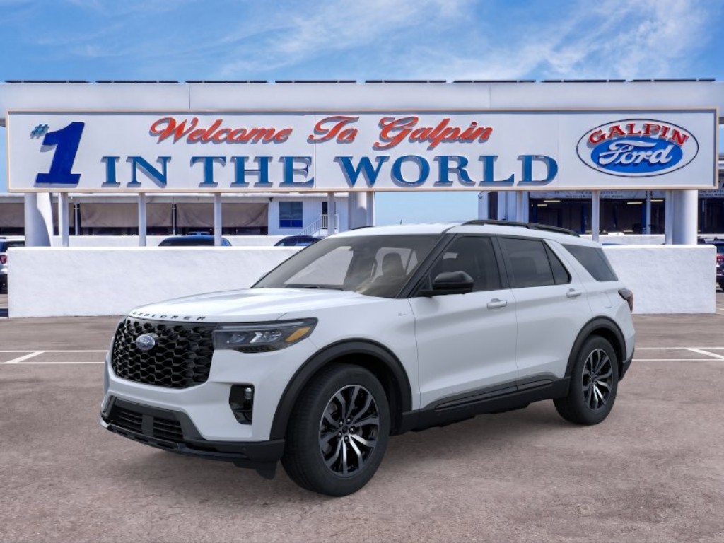 2026 Ford Explorer ST Line