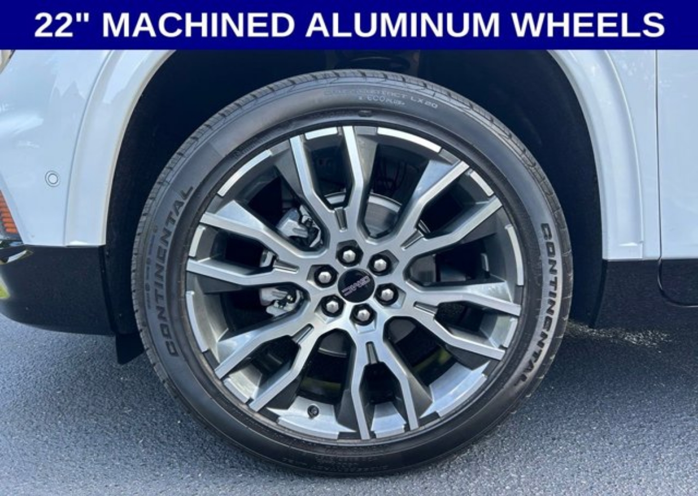 2026 GMC Acadia Denali Ultimate - Photo 12