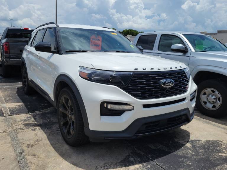 2022 Ford Explorer ST-Line