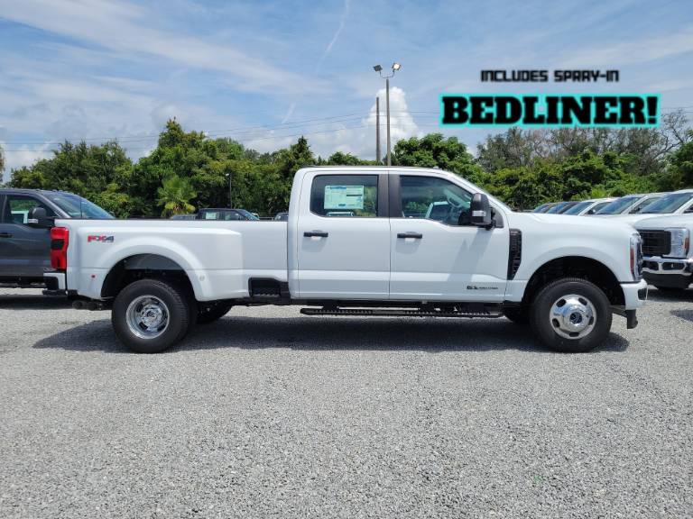 2026 Ford Super Duty F-350 DRW XL