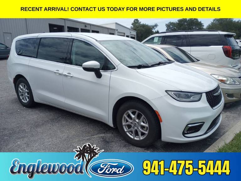 2023 Chrysler Pacifica Touring L