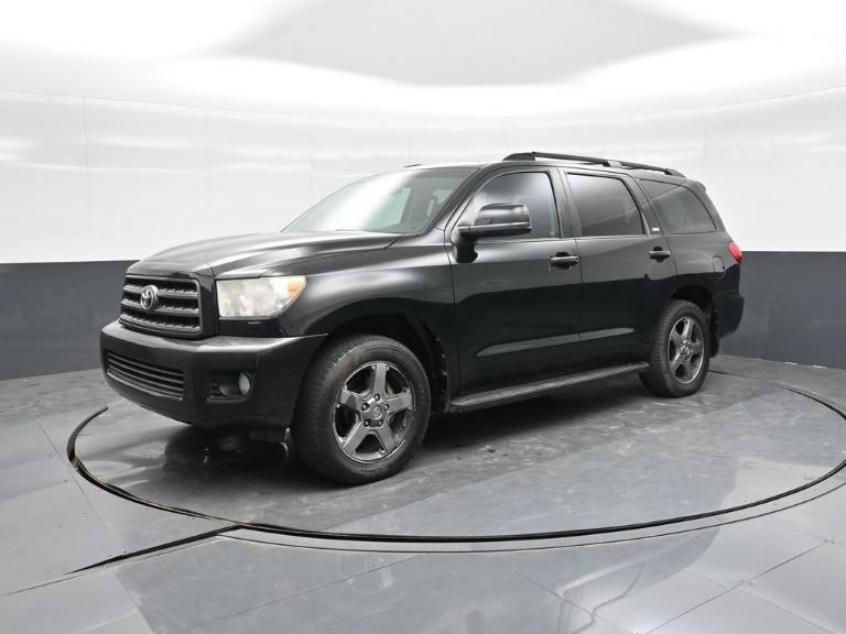 2013 Toyota Sequoia SR5