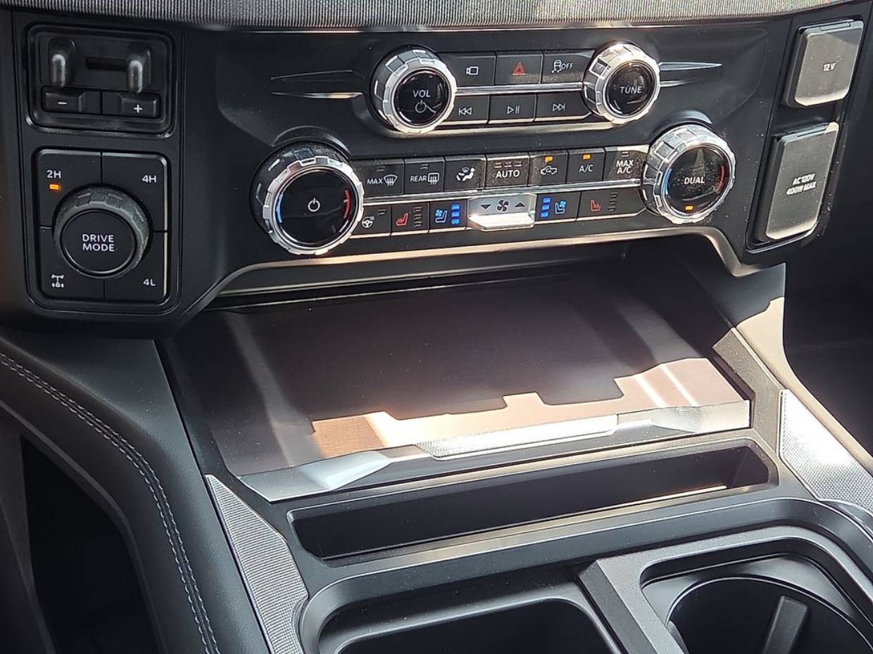 2026 Ford F-250 Super Duty Platinum - Photo 27
