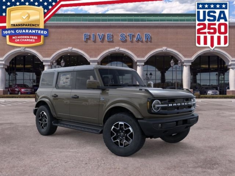 2026 Ford Bronco Outer Banks