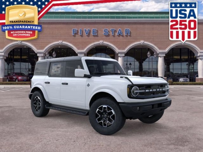 2026 Ford Bronco Outer Banks