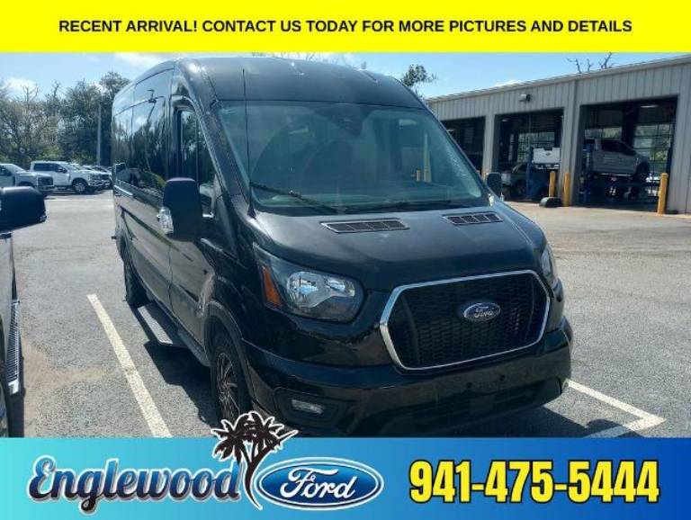 2024 Ford Transit Passenger Wagon XLT