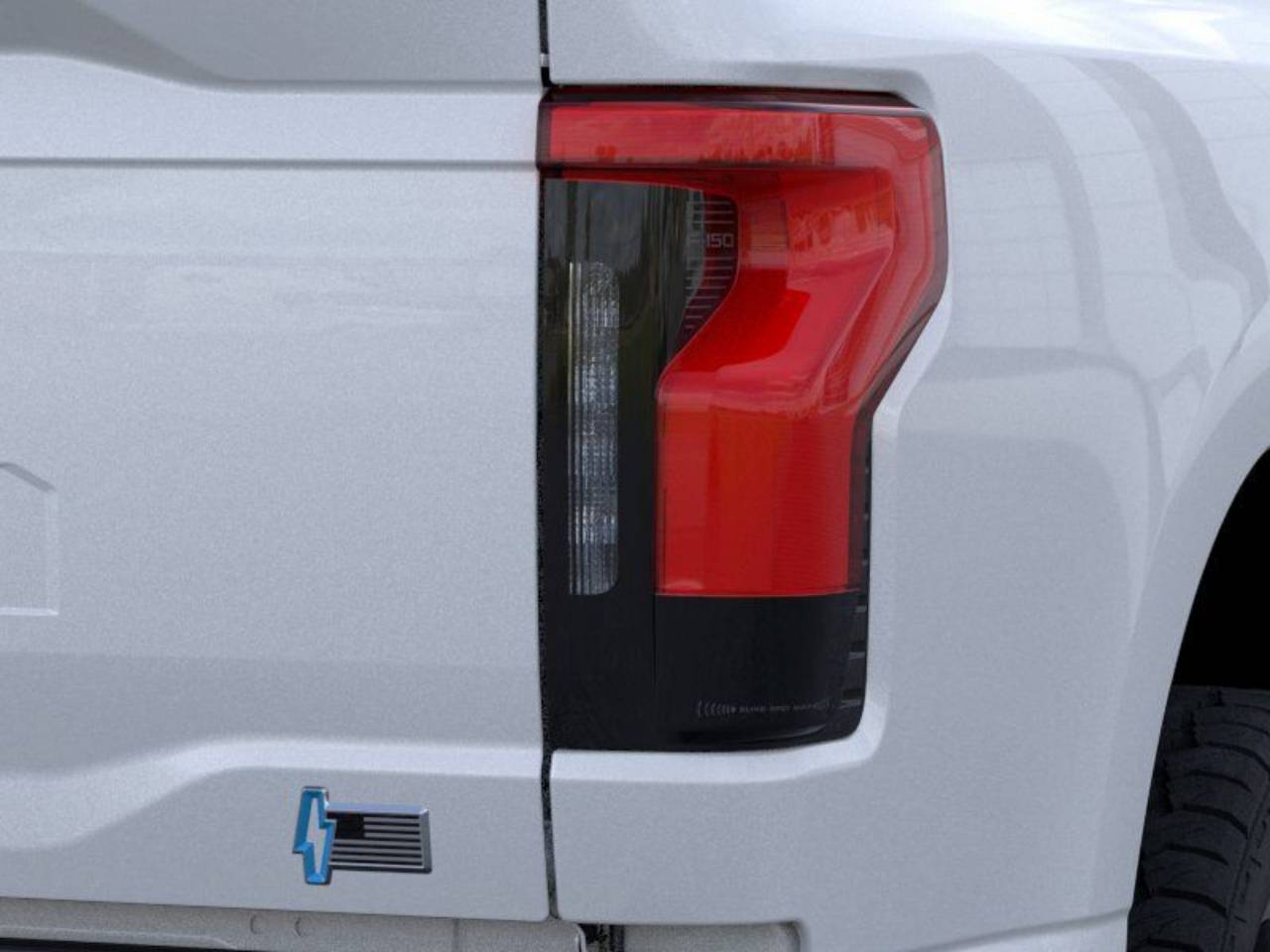 2025 Ford F-150 Lightning Flash - Photo 21