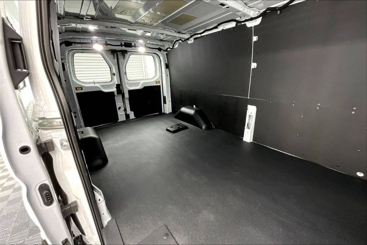 2025 Ford Transit Van Base - Photo 10