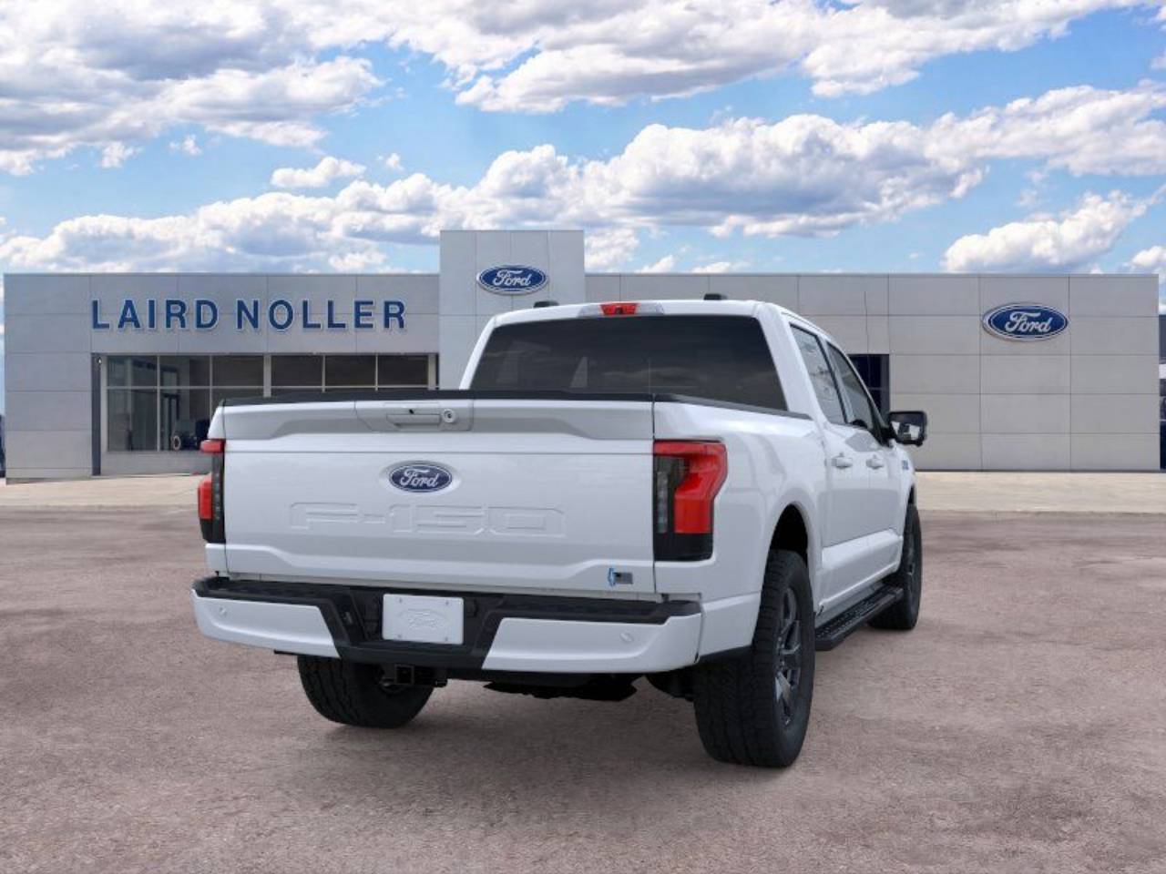 2025 Ford F-150 Lightning Flash - Photo 8