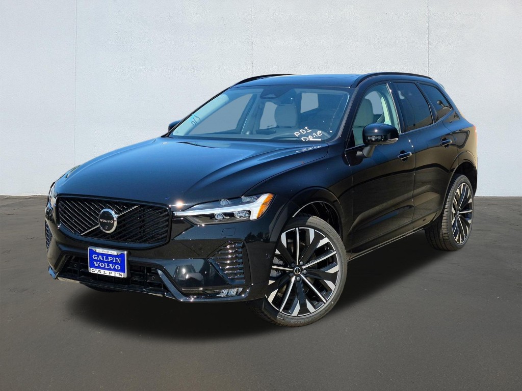 2026 Volvo XC60 B5 Ultra