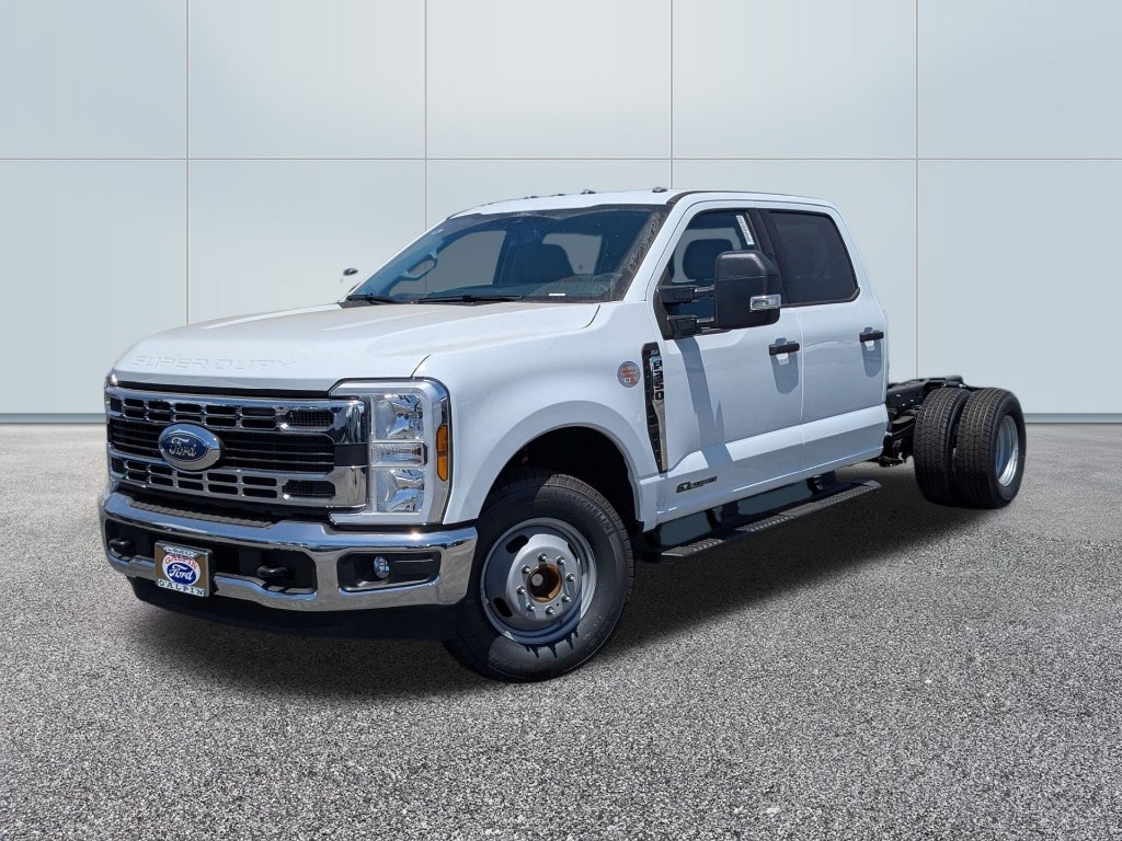 2026 Ford F-350 SD XLT
