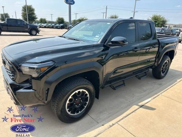 2024 Toyota Tacoma TRD OFF-Road