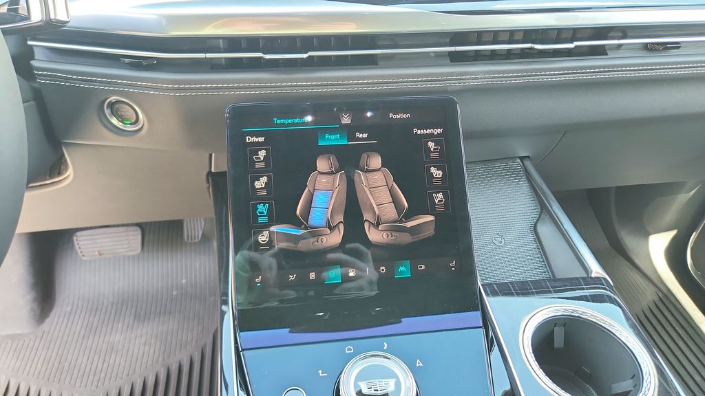 2026 Cadillac Escalade Sport - Photo 15