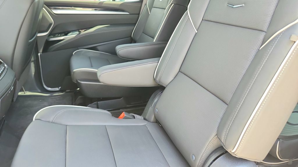 2026 Cadillac Escalade Sport - Photo 24
