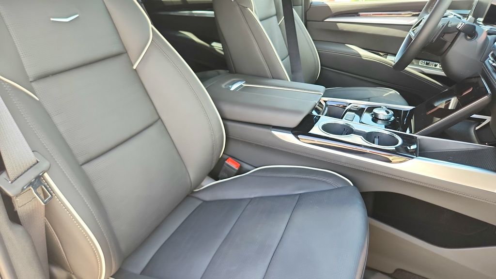 2026 Cadillac Escalade Sport - Photo 33
