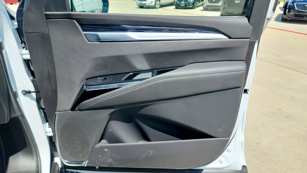2026 Cadillac Escalade Sport - Photo 34