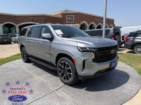 2023 Chevrolet Suburban RST