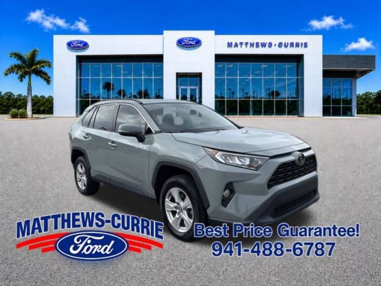 2020 Toyota RAV4 XLE