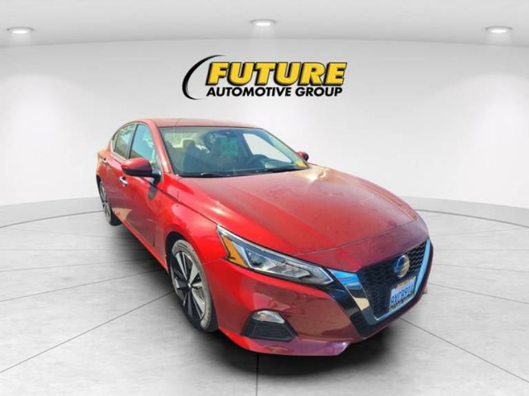 2021 Nissan Altima 2.5 SV
