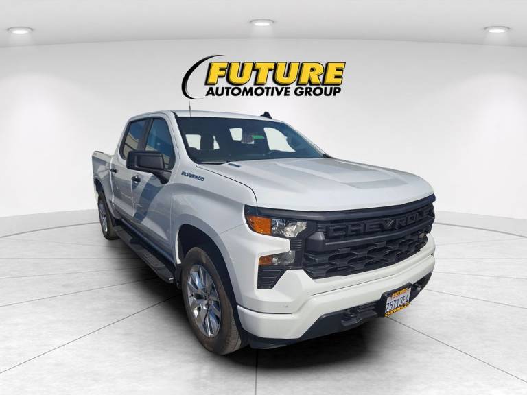2025 Chevrolet Silverado 1500 Custom