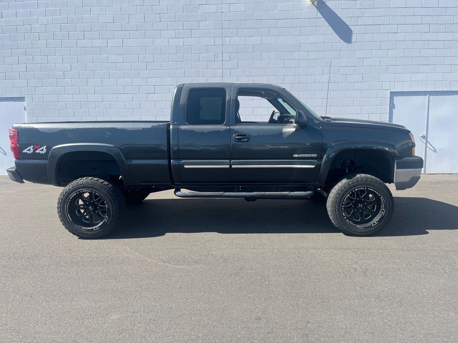 2005 Chevrolet Silverado 2500HD LS