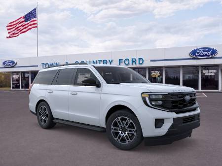 2026 Ford Expedition Active