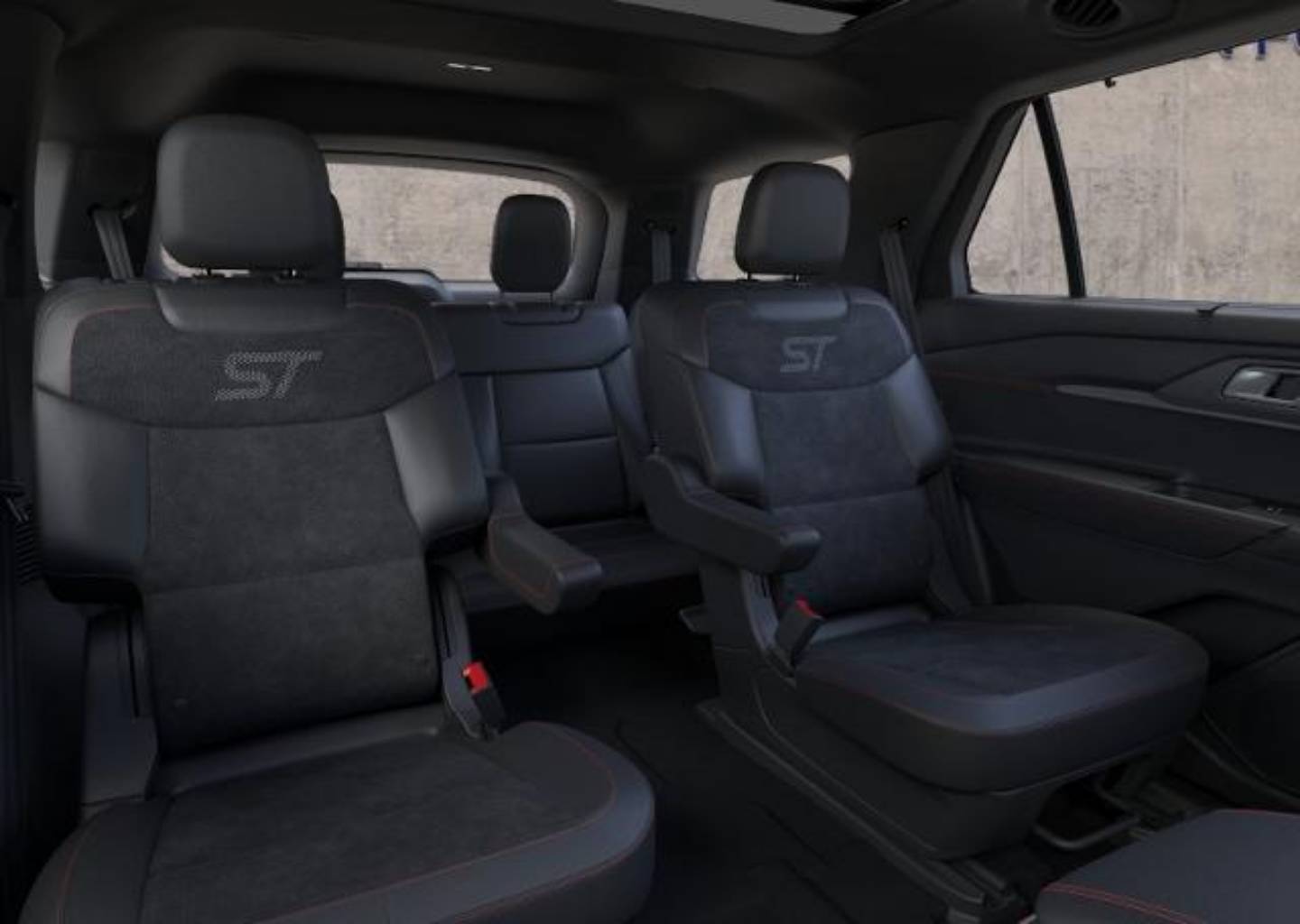2025 Ford Explorer ST - Photo 14