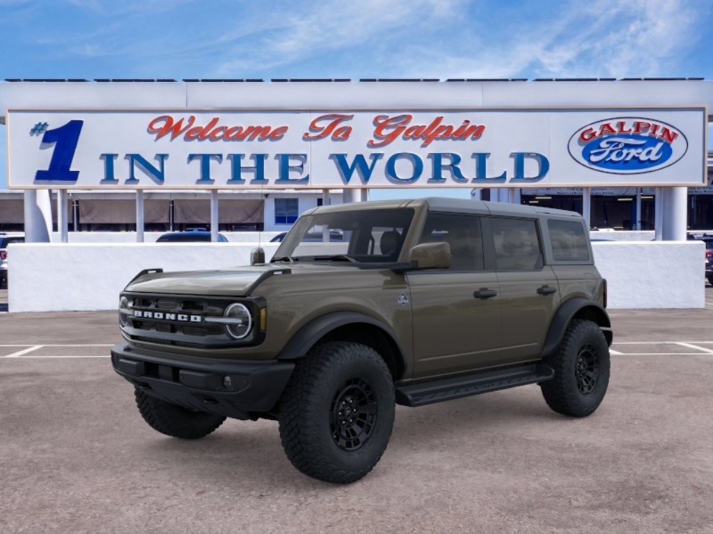 2026 Ford Bronco Outer Banks