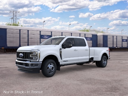 2026 Ford Super Duty F-350 DRW LARIAT