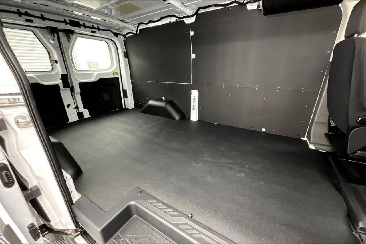 2025 Ford Transit Van Base - Photo 10