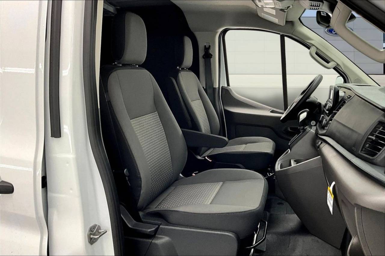 2025 Ford Transit Van Base - Photo 11