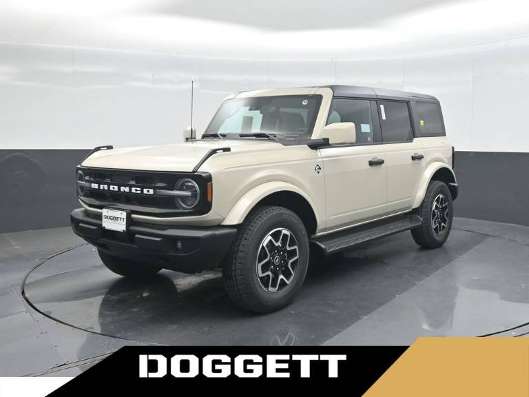 2026 Ford Bronco Outer Banks