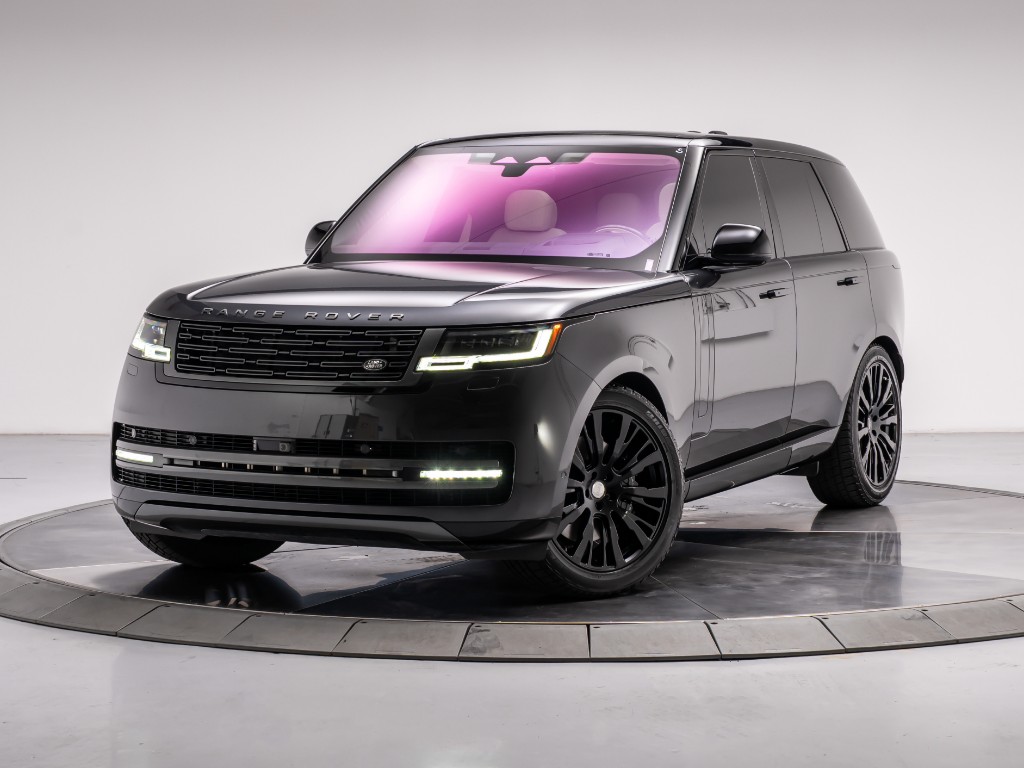 2023 Land Rover Range Rover P530 SE