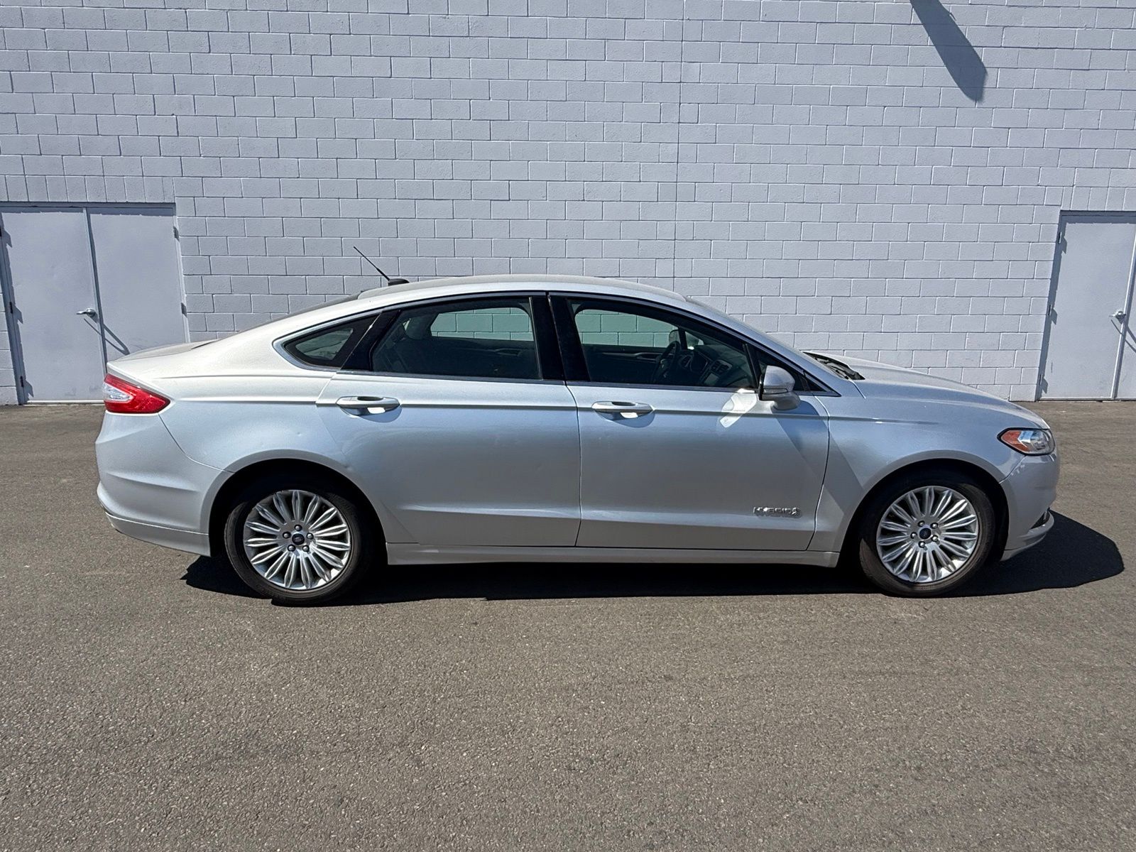 2016 Ford Fusion Hybrid SE