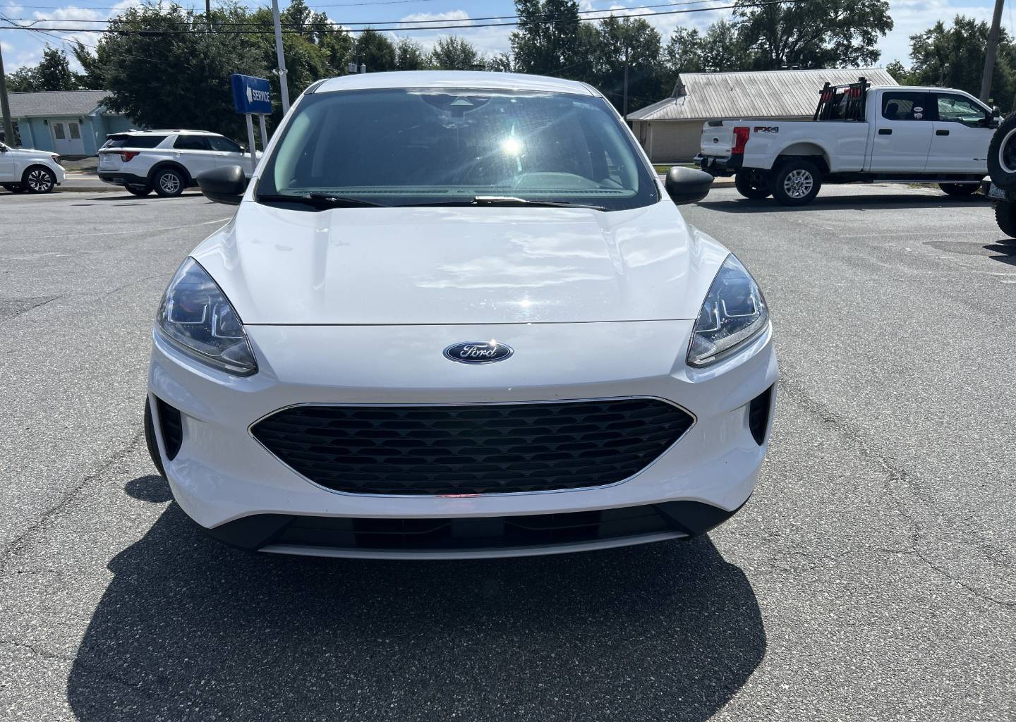Used 2022 Ford Escape SE with VIN 1FMCU0BZ9NUA11152 for sale in Marianna, FL