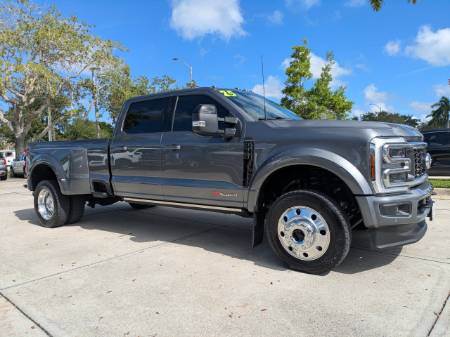 2025 Ford F-450SD Platinum
