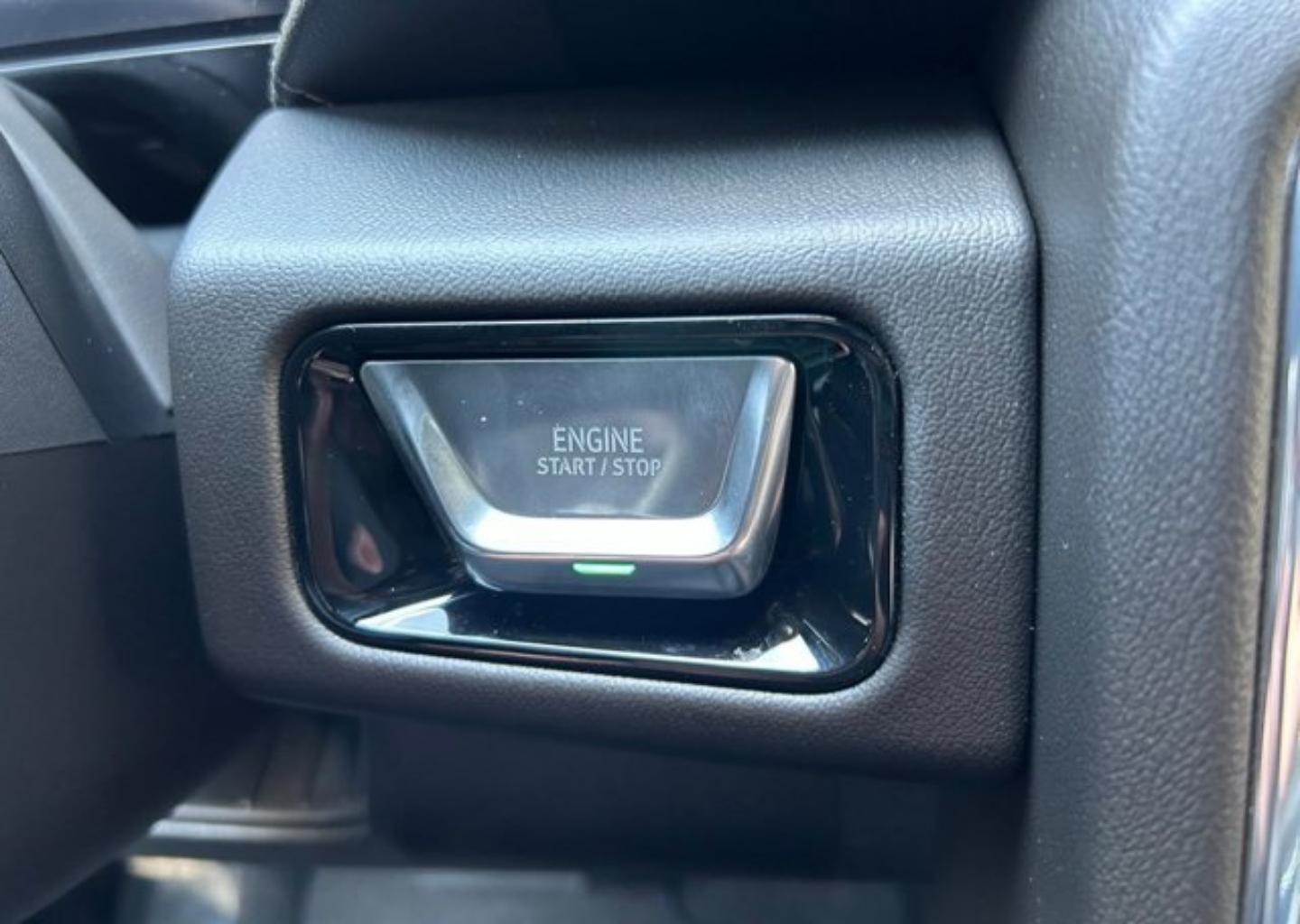 2026 GMC Yukon Denali - Photo 29