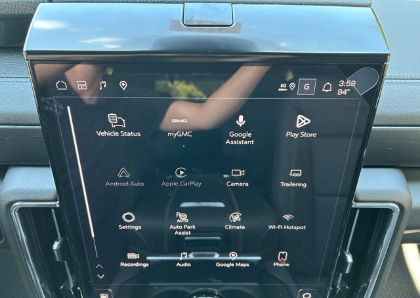 2026 GMC Yukon Denali - Photo 30