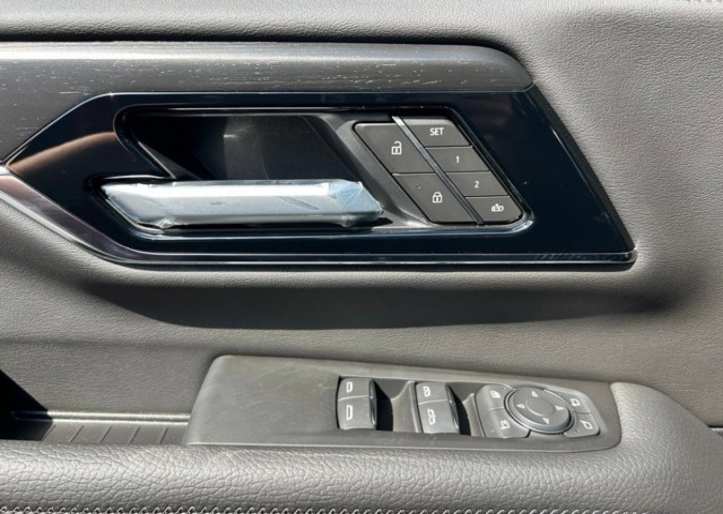 2026 GMC Yukon Denali - Photo 56