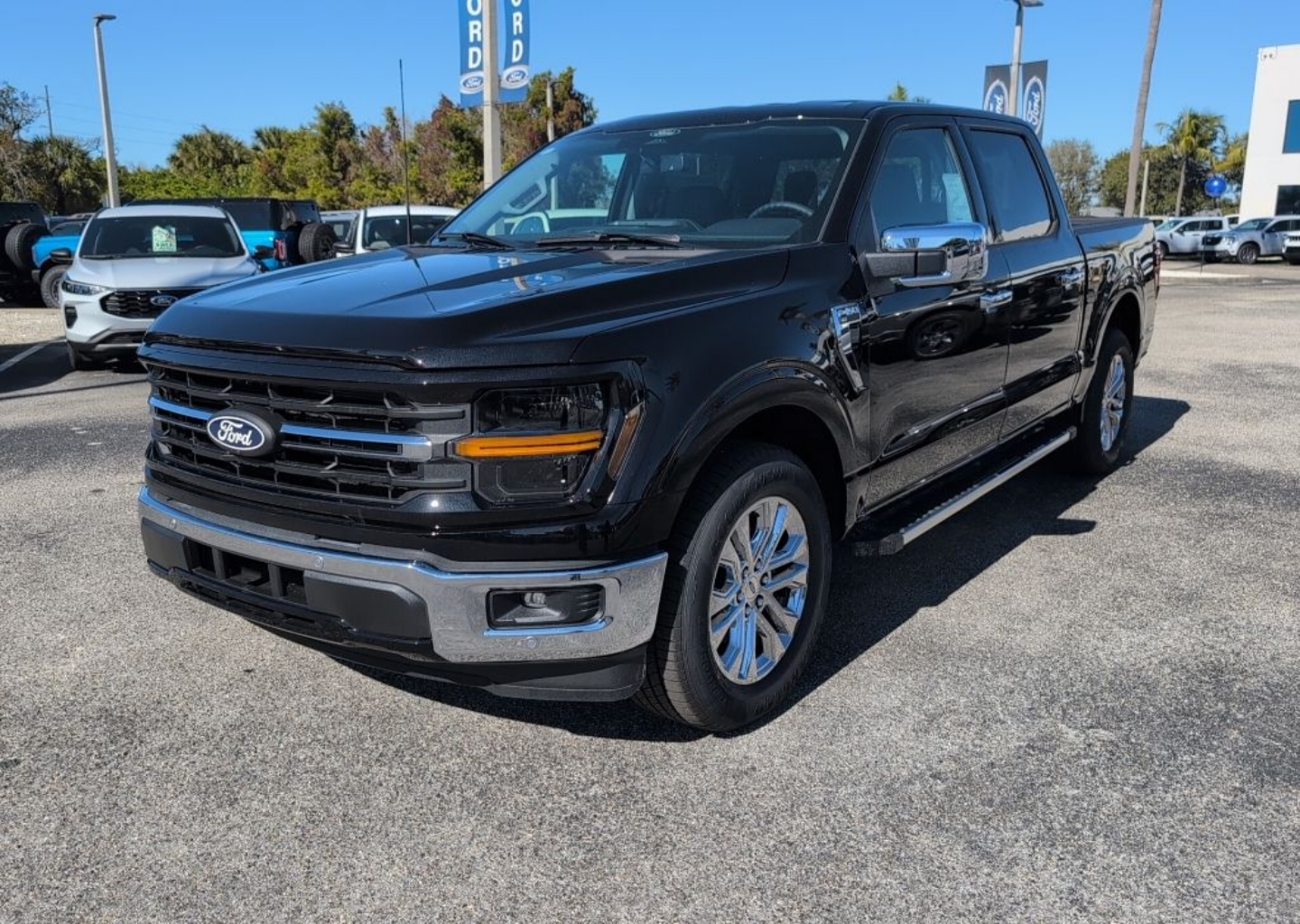 2026 Ford F-150 XLT - Photo 7