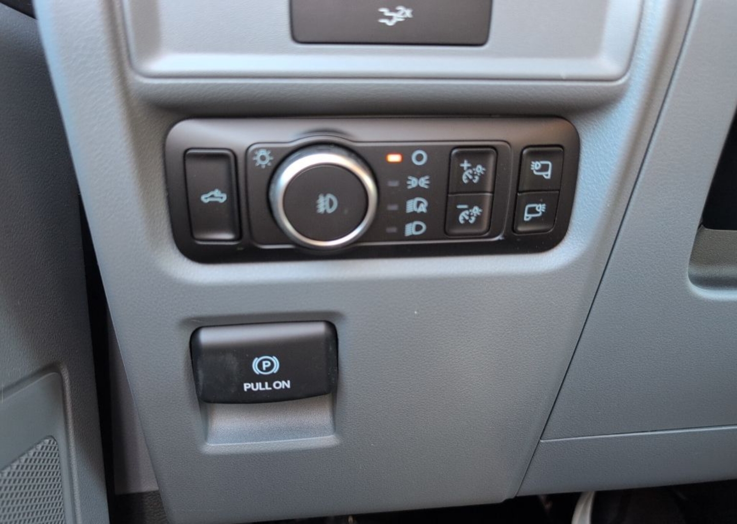 2026 Ford F-150 XLT - Photo 25